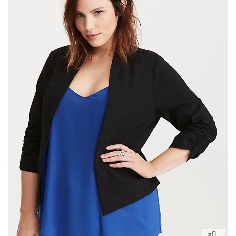 Black Open-Front Blazer - Women